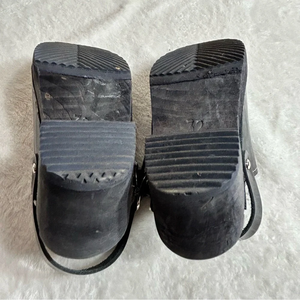 Torpatoffeln Girls Black Patent Leather Clogs Adjustable Strap Size 32 EU/1 US
